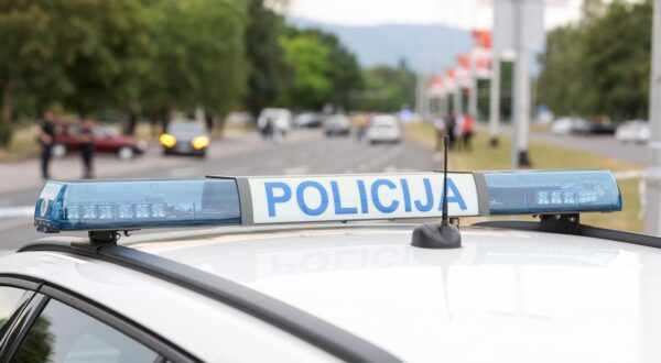 Drama na Dori: HRT otkriva razloge diskvalifikacije pjevačice U najnovijem događaju na Dori diskvalifikacija pjevačice izazvala je val reakcija među fanovima i stručnjacima. HRT je objavio službeno objašnjenje razloga, a mi donosimo pregled ključnih činjenica, reakcija javnosti te mogućih posljedica za natjecanje.