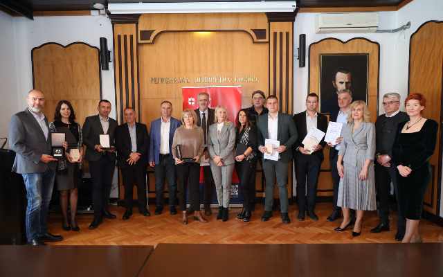 Vjeroučiteljima u školama država ne može ništa: kako u škole ulaze ekstremisti i što možemo učiniti